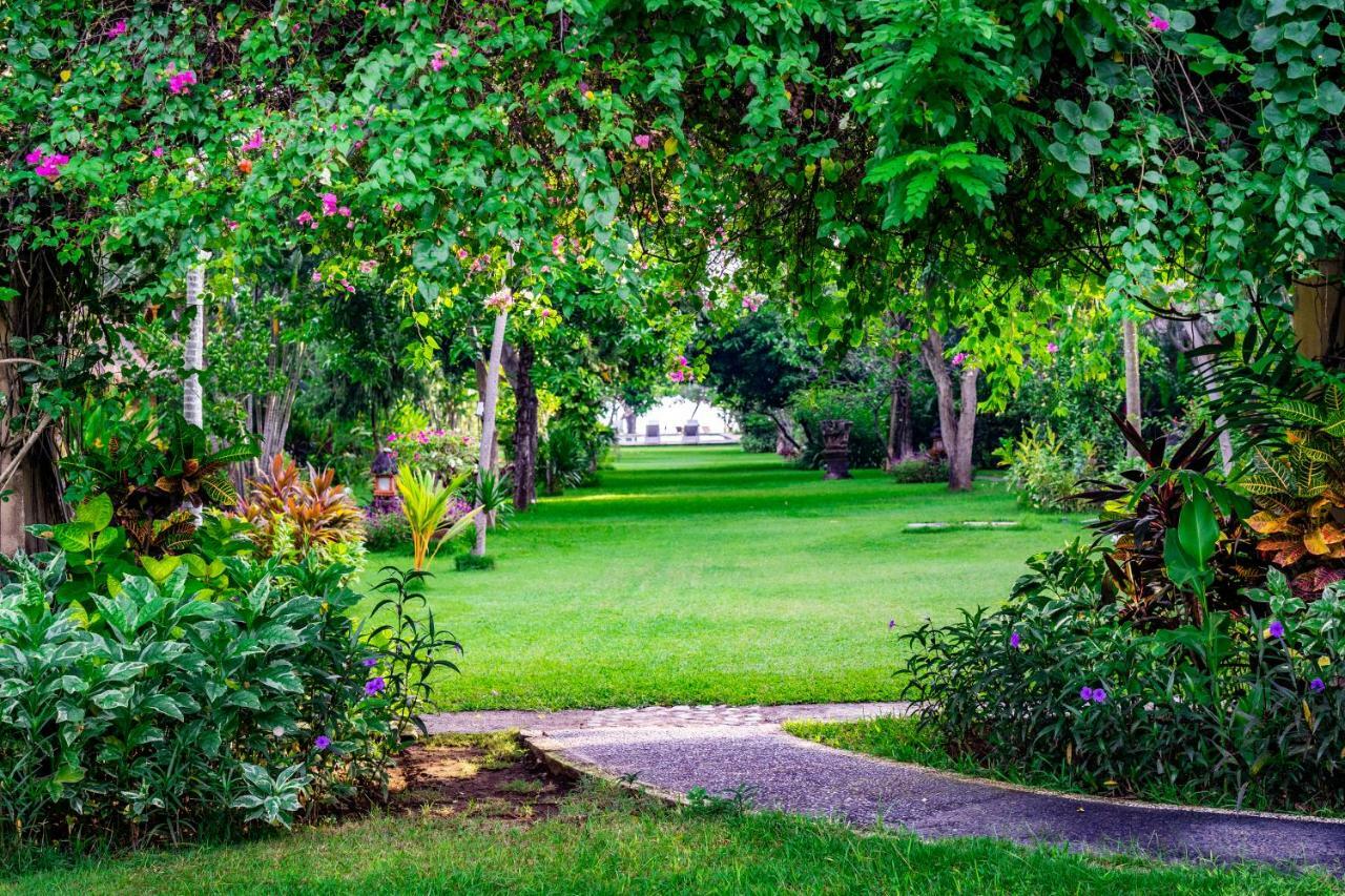 Taman Selini Wahana Pemuteran (Bali)