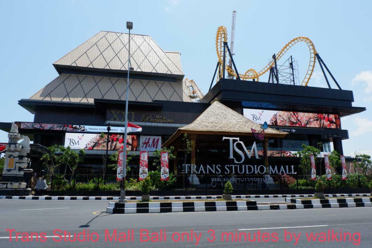 B Bali & Hotel
