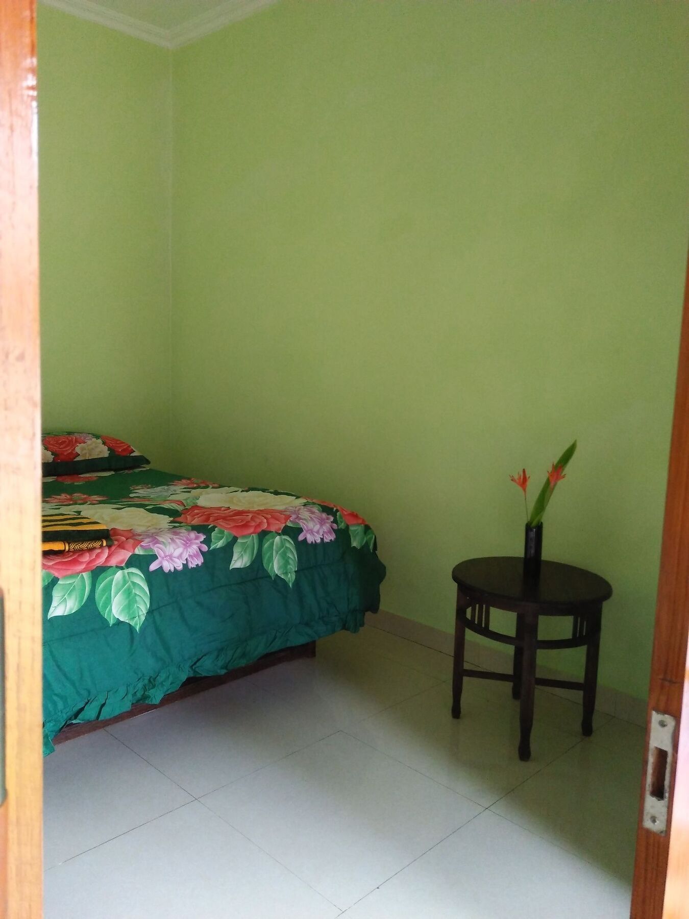 Memes House Backpacker Bed & Breakfast