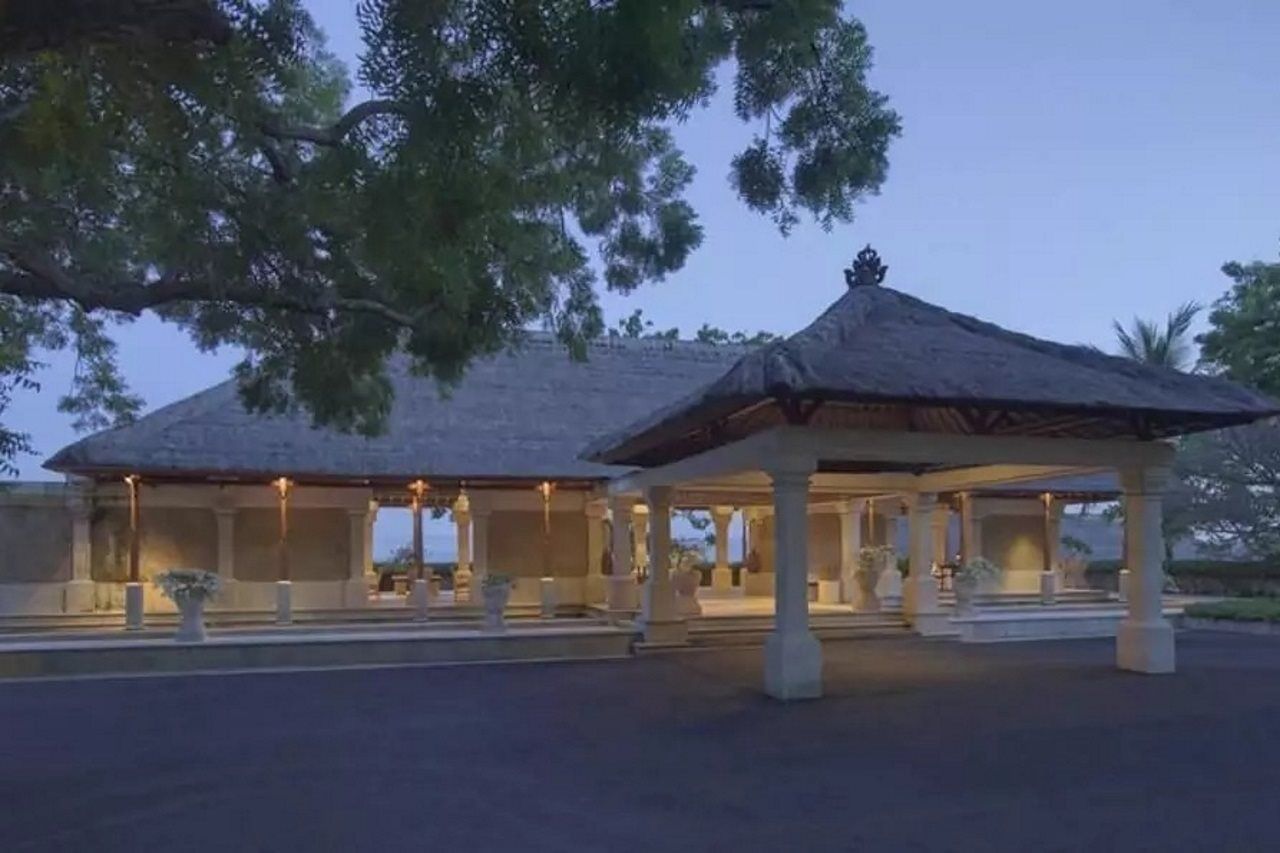 Hotel Amankila 5*