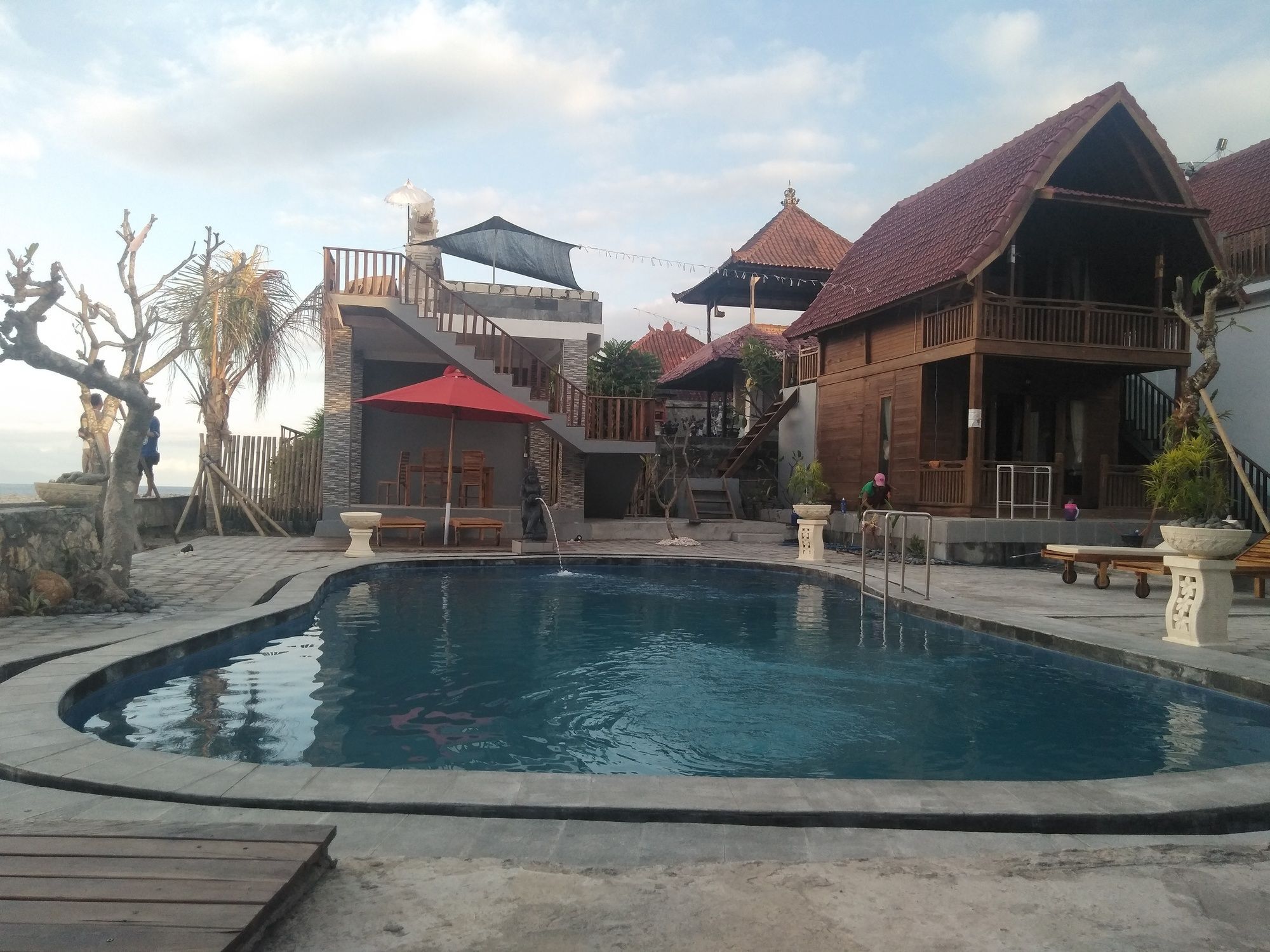 Ayu Laba And Resto Holiday park
