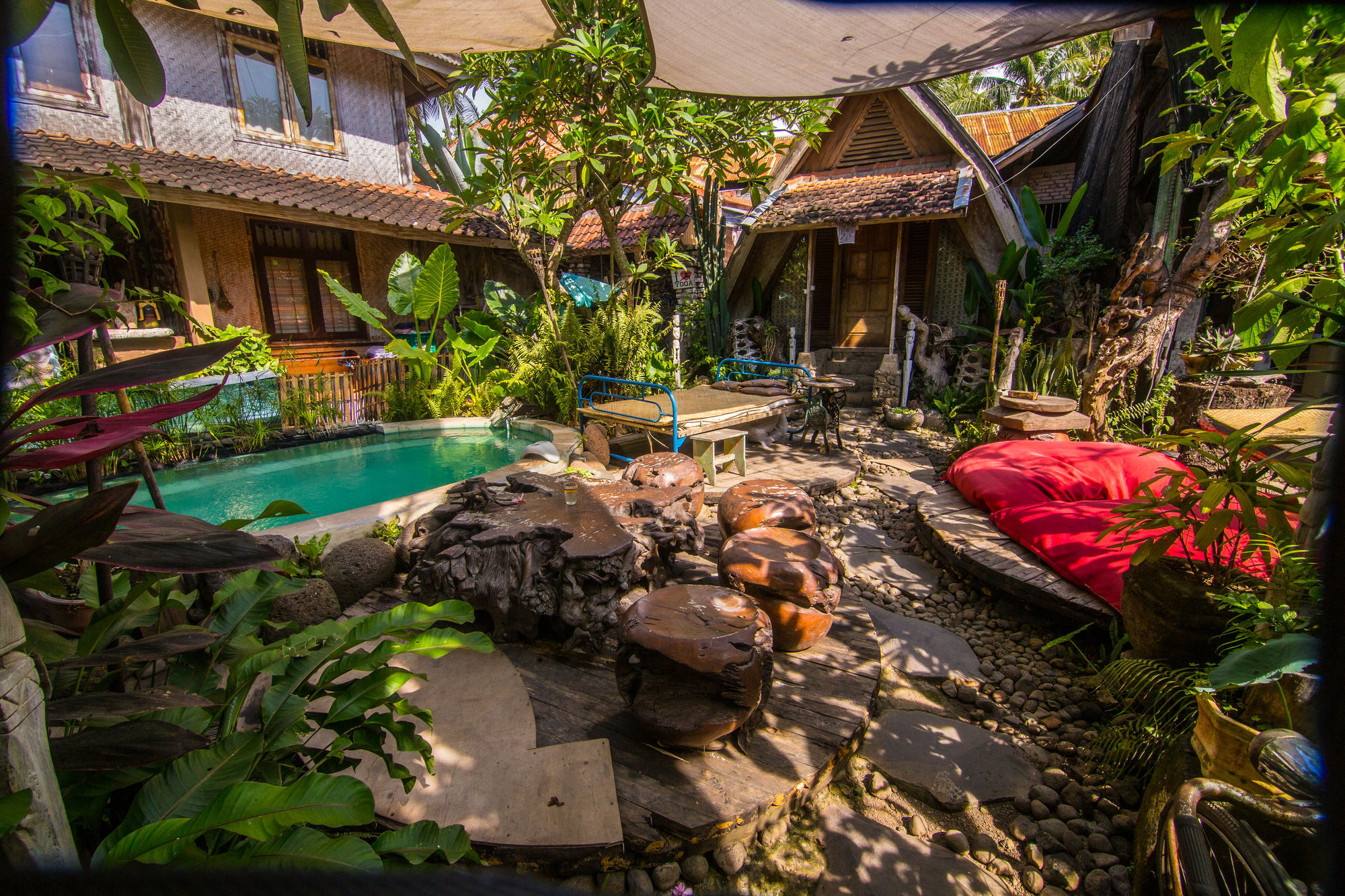 Santhiku & Lovina (Bali)