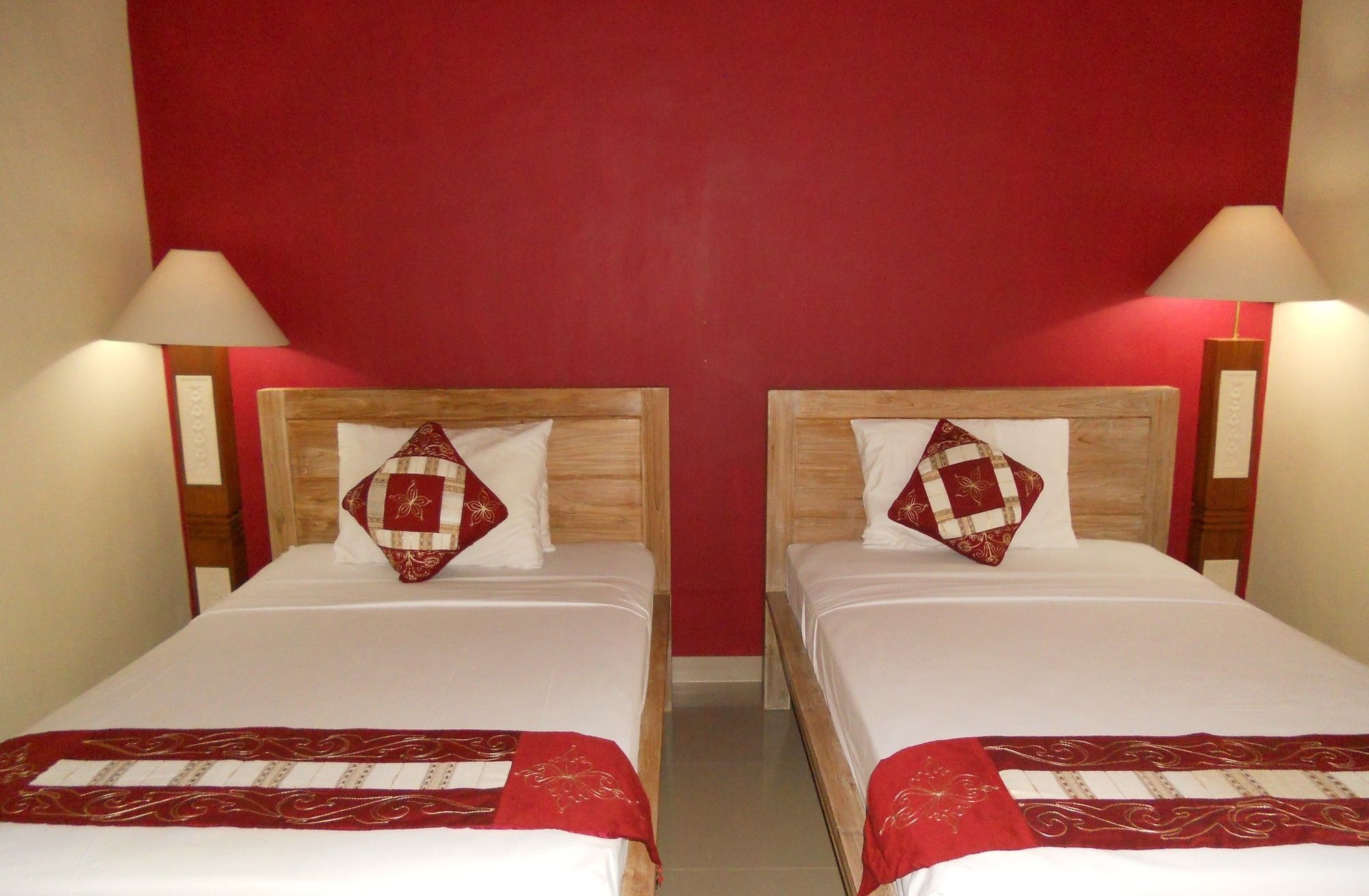 Resor Avisara & 4*