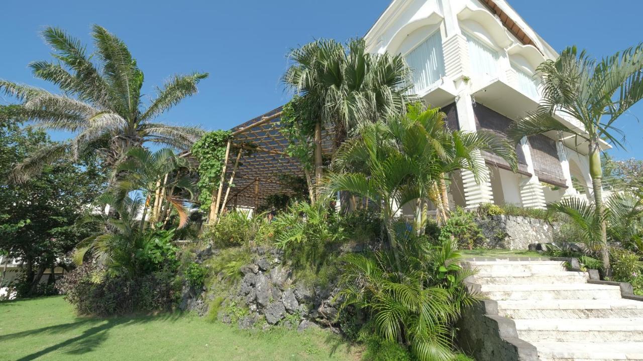 Blue Point Bay & Uluwatu (Bali)