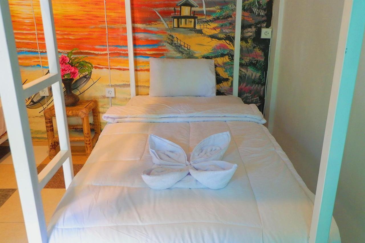 Tropical Garden 2*