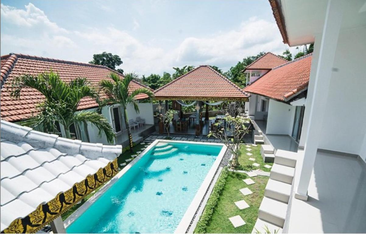 White Dove Dalung (Bali)