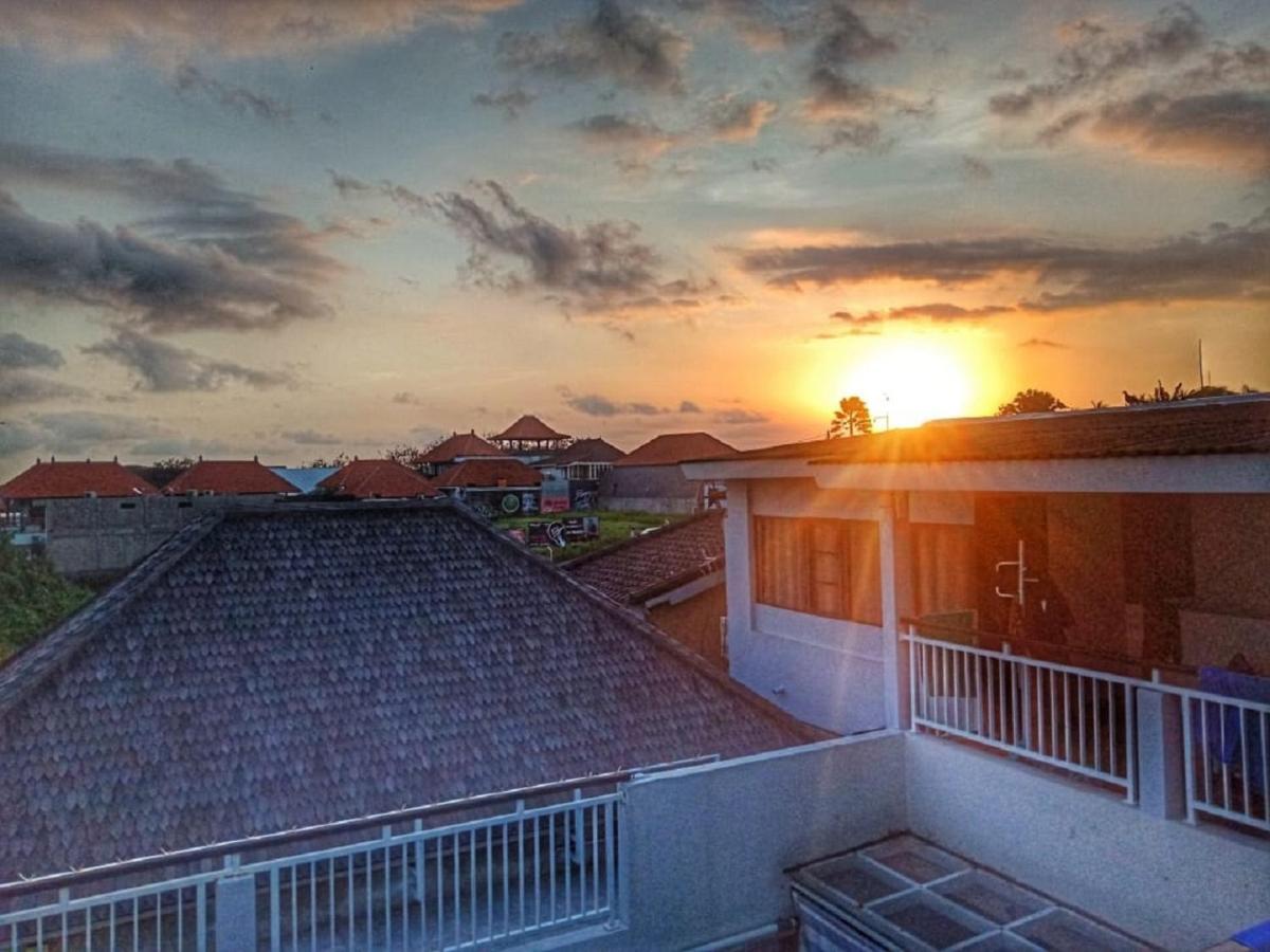 Sunny Hotel