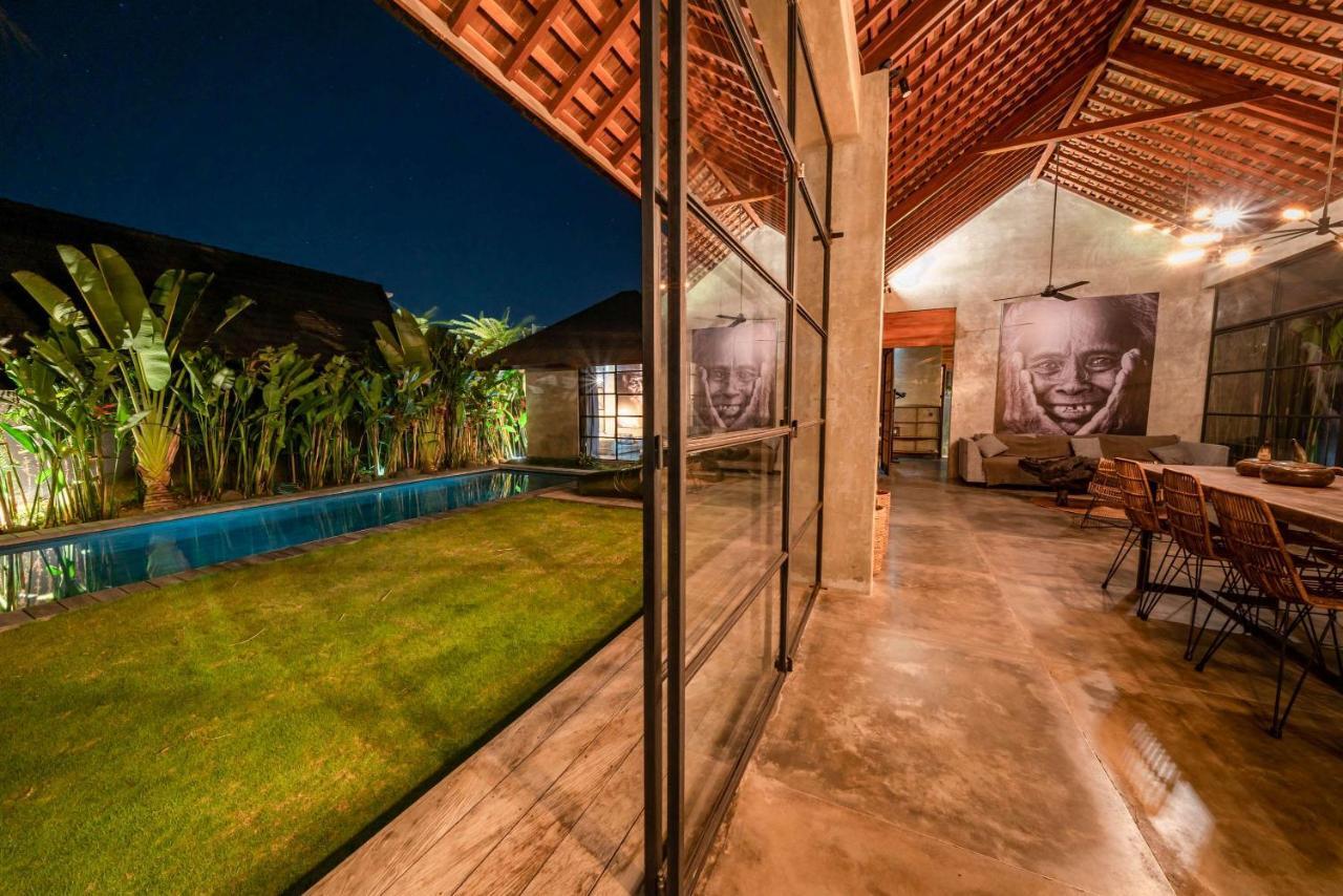 Villa Wirtiga - Elegant 3bdr In The Heart Of Canggu! Canggu (Bali)