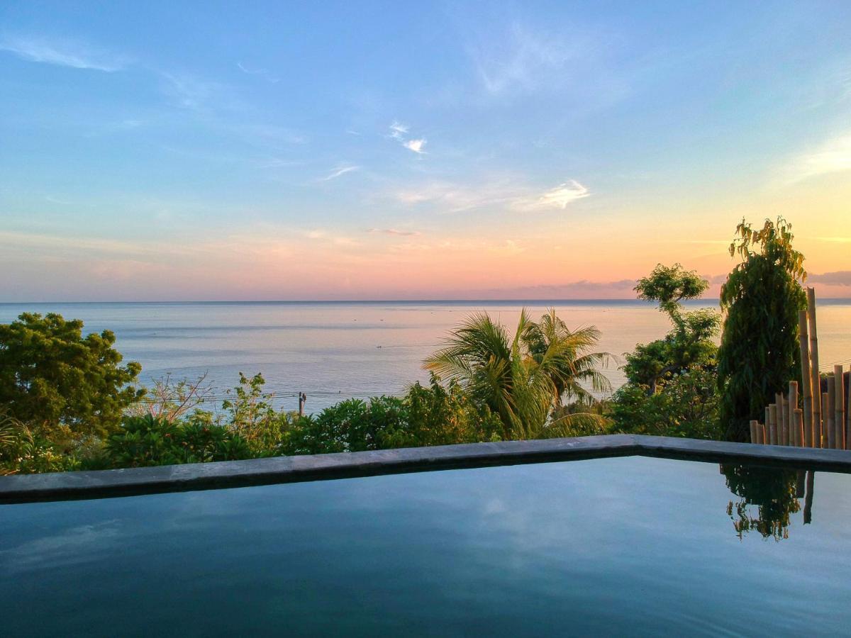 Mimpi Manis Infinity Pool&180°ocean View