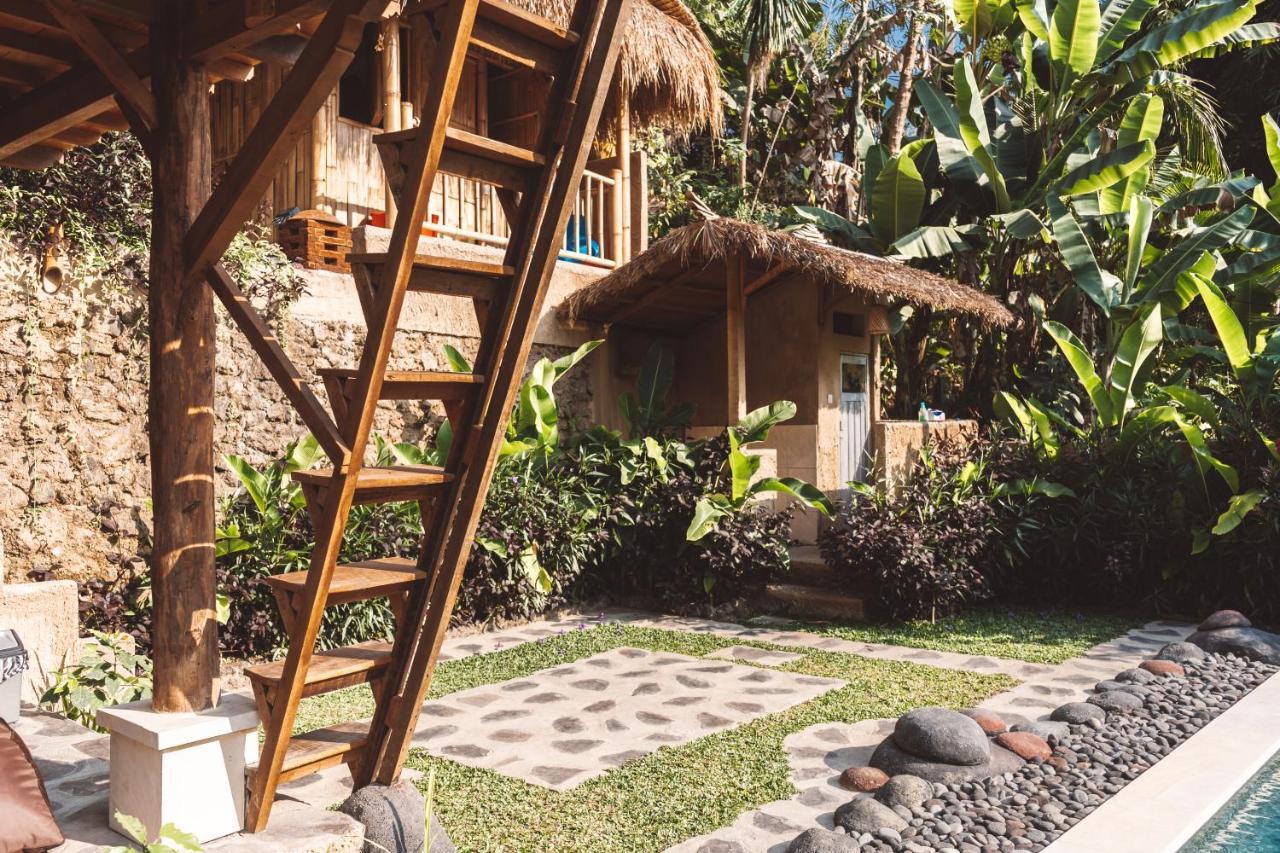 Bali Bamboo Jungle Huts And Lodge