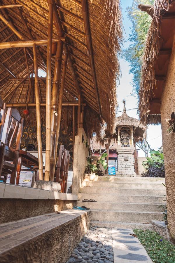 Bali Bamboo Jungle Huts And *