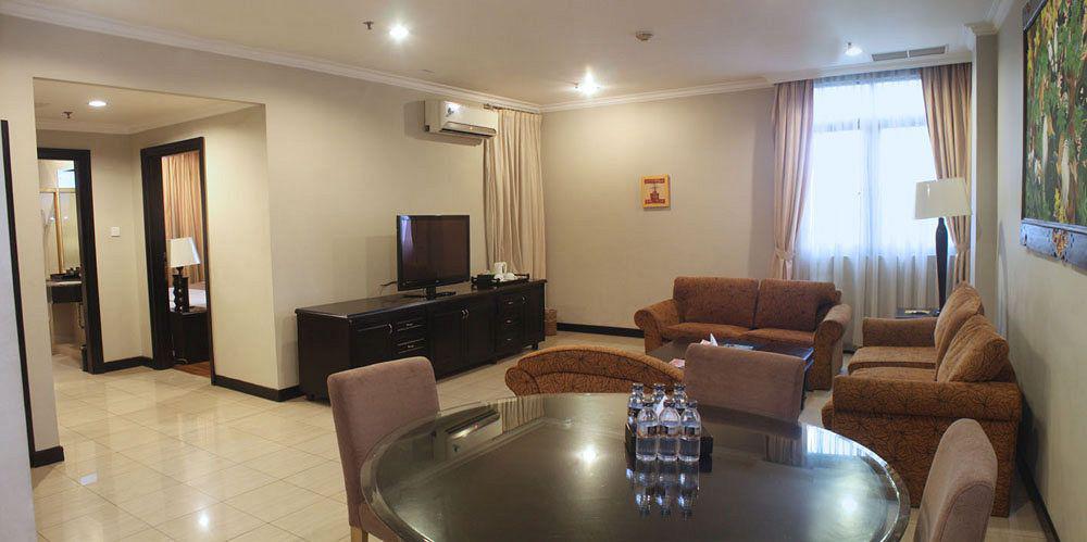 Puri Ayu Hotel 3*