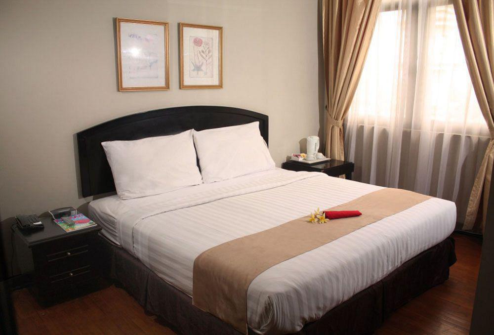 Puri Ayu Hotel Denpasar (Bali)