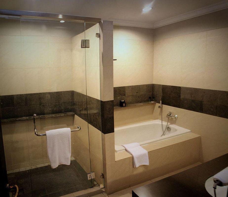 Hotel Puri Ayu 3*