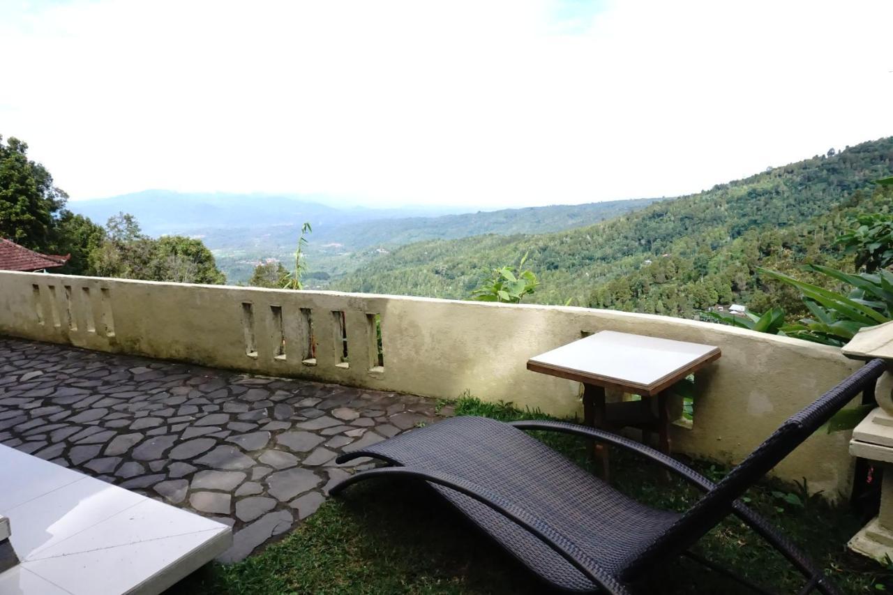 Aryautama Garden Homestay *