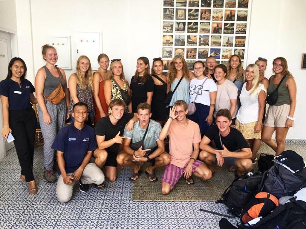 Hostel Dip & Doze Living Canggu (Bali)