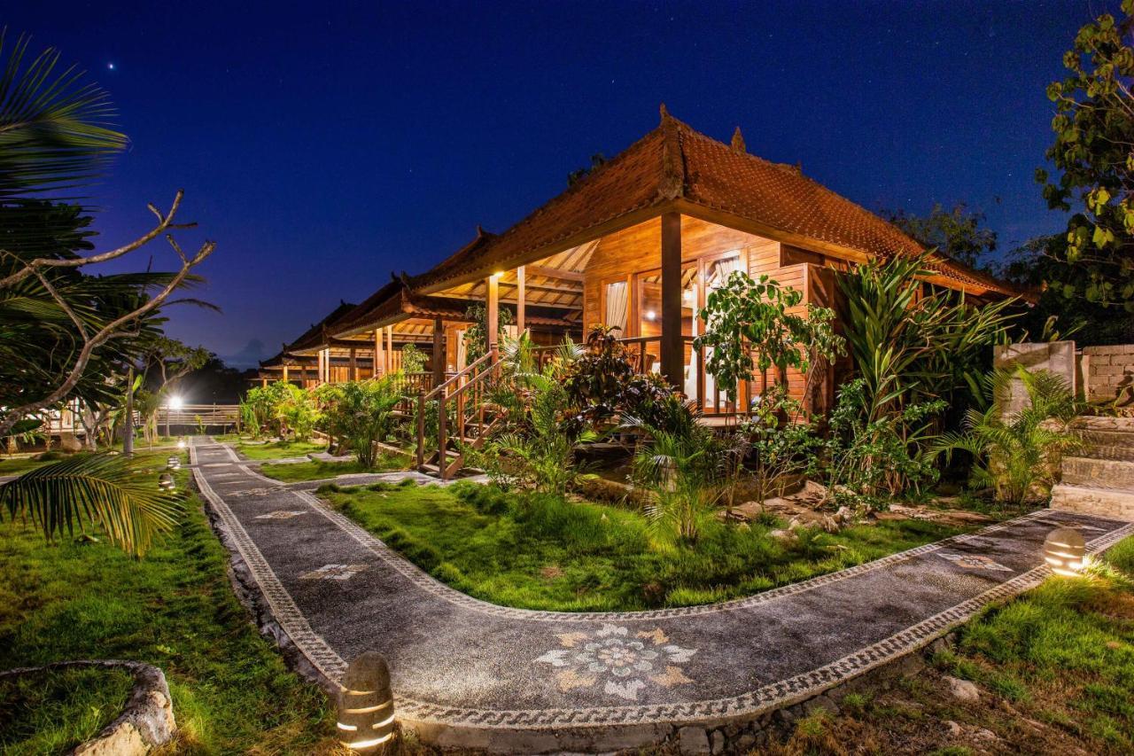 D'coin Lembongan 3*