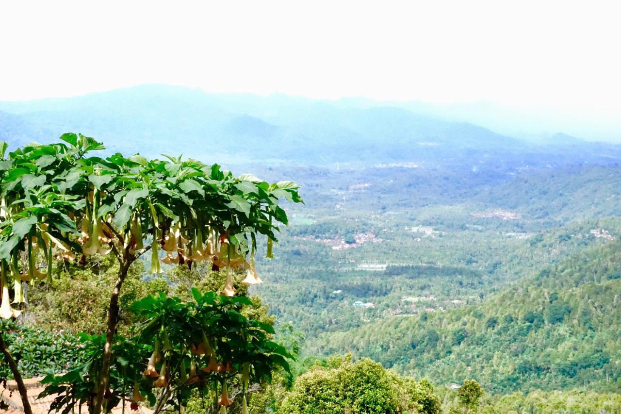 Aryautama Garden *