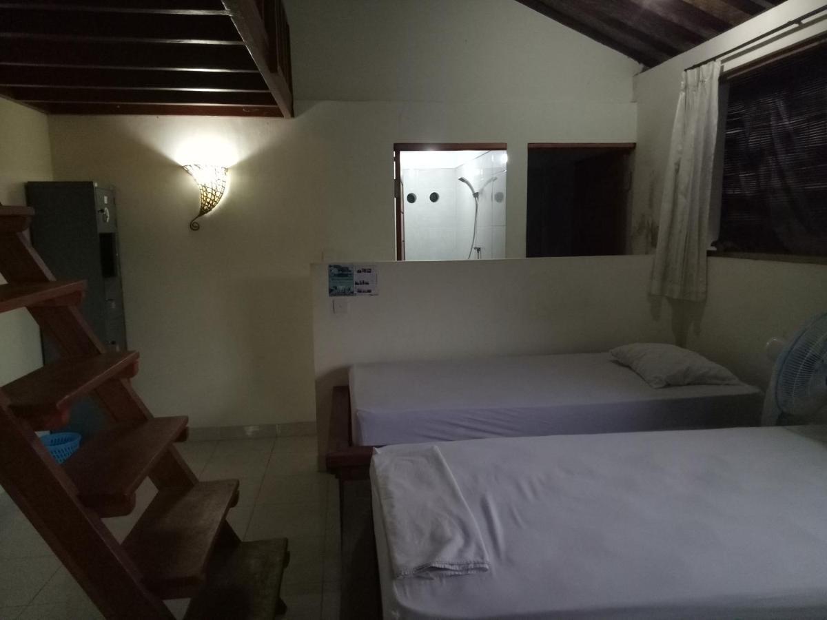 Wisma tamu Stop Homestay, Rooftop Restaurant And Bar