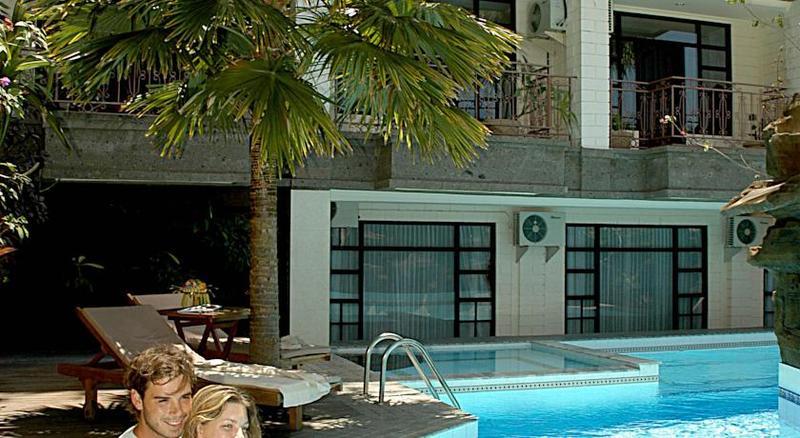 Hotel Vilarisi 3*