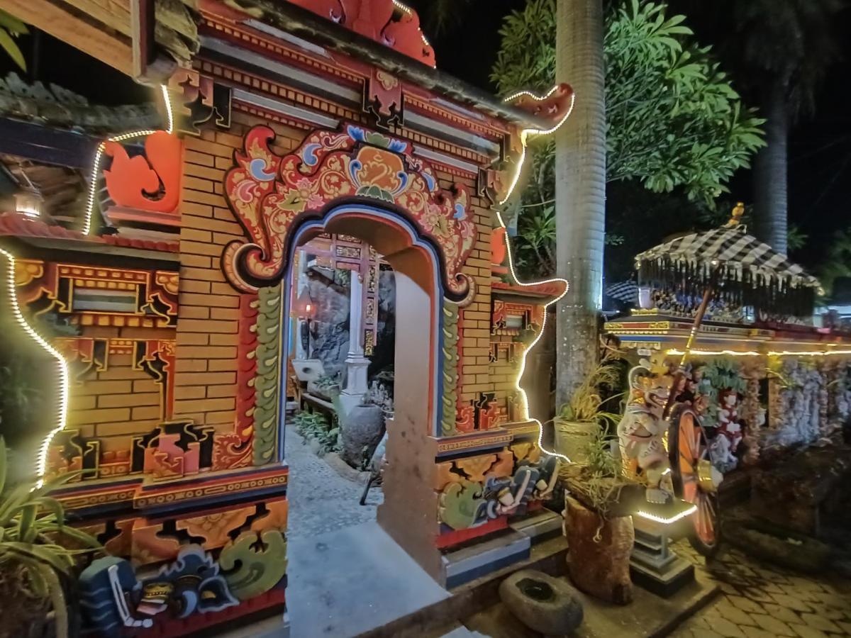 Hotel Binaria Museum Lovina (Bali)