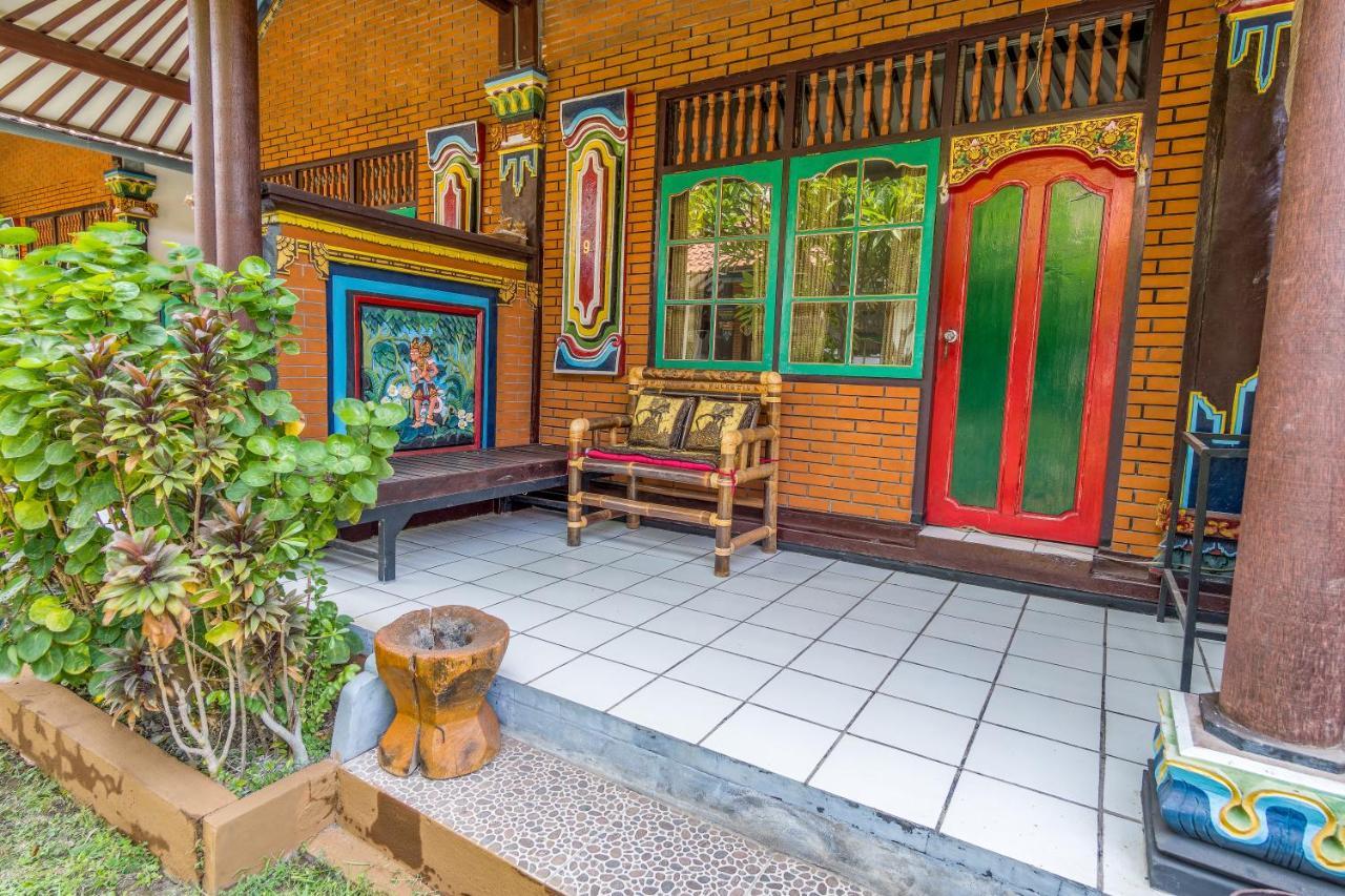 Binaria Museum Hotel 2*