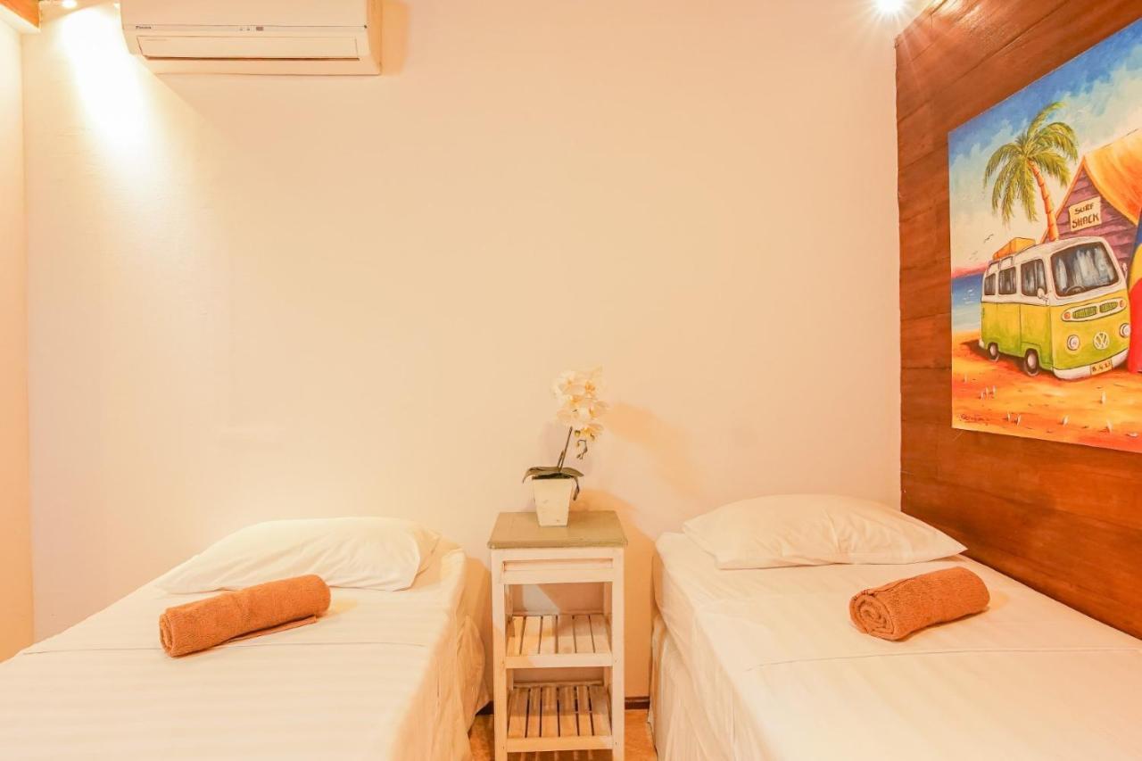 Surfer Paradise 3*