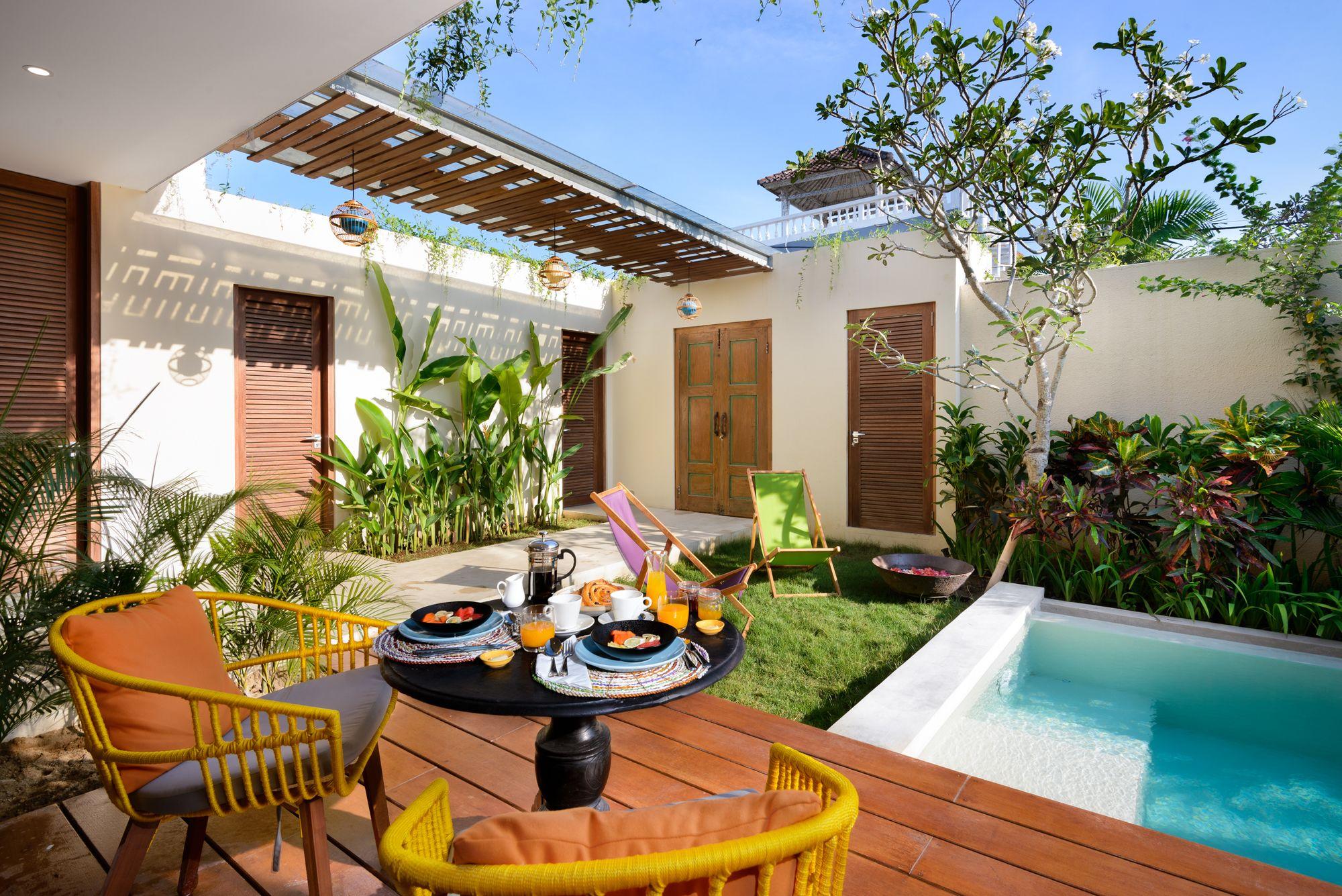 The Bed By The Sea Canggu (Bali)