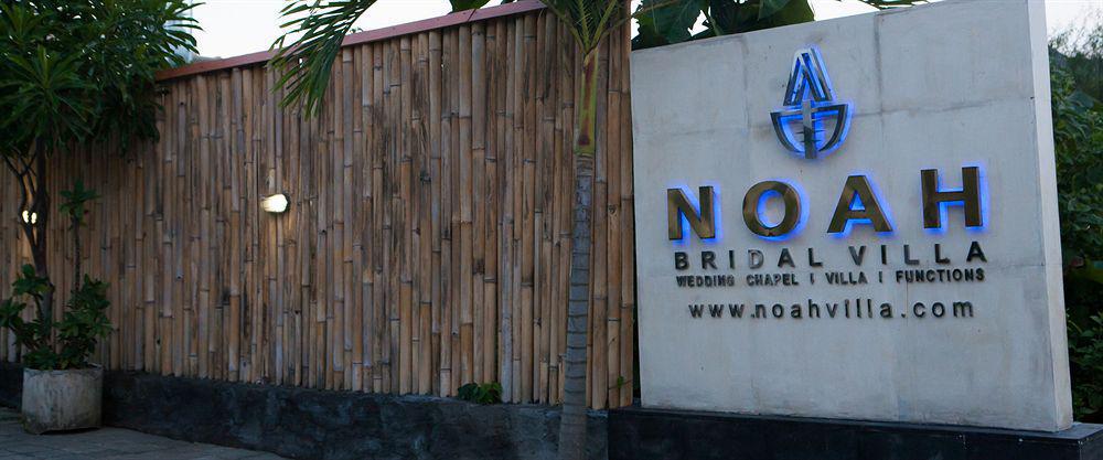 Noah And Chapel * Jimbaran (Bali)