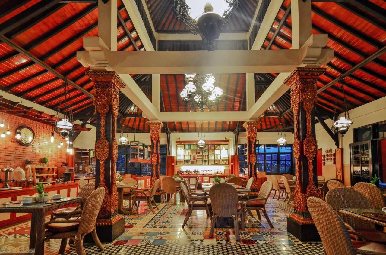 Ari Putri Hotel 3*